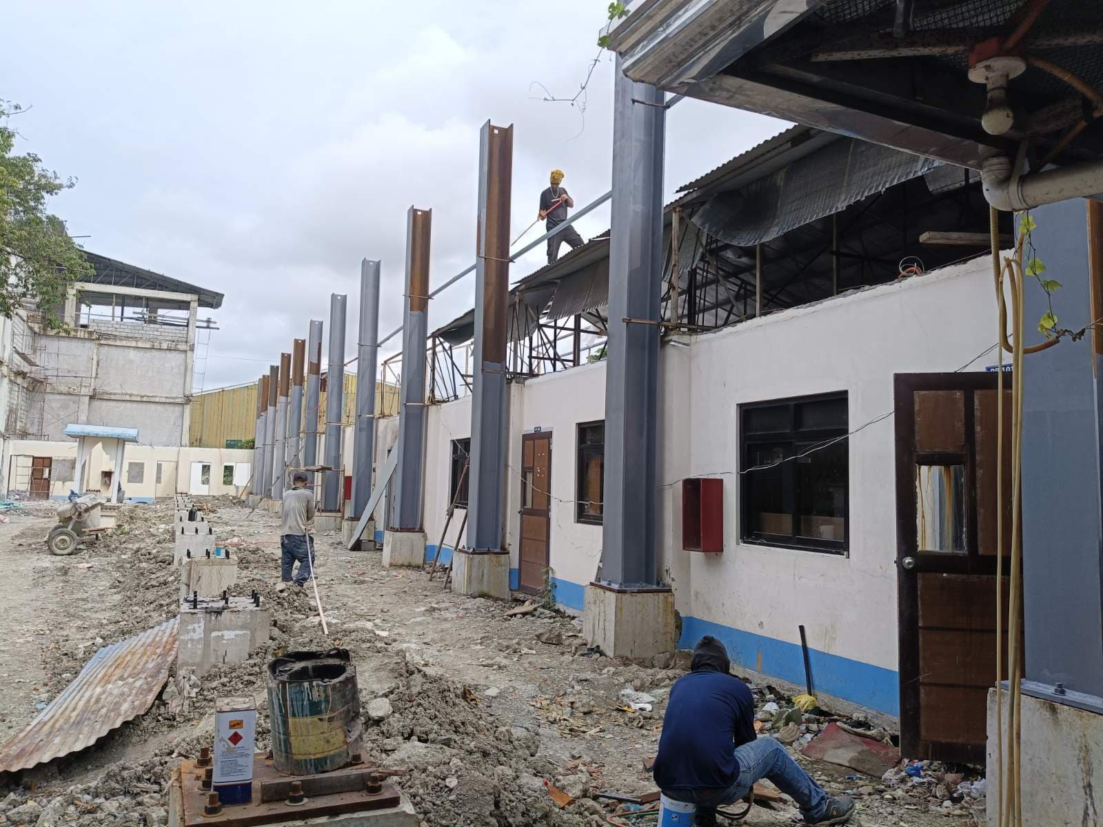 Padre Pio Building La Consolacion - Image 1